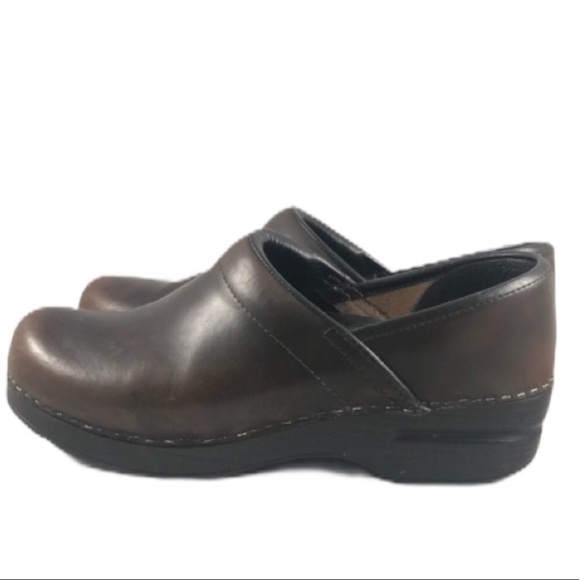 dansko professional 39